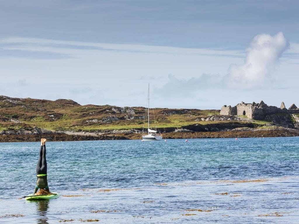 The Beach, Days Bar And B&B Inishbofin Exterior foto